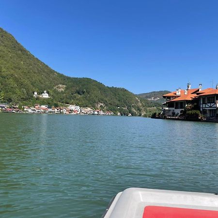Vila Oaza - Zvornicko Jezero Zvornik Exteriör bild