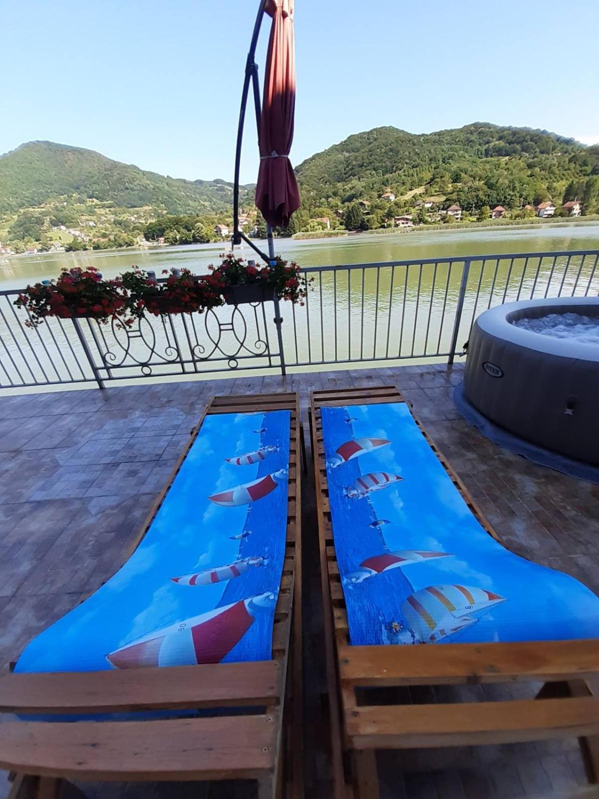 Vila Oaza - Zvornicko Jezero Zvornik Exteriör bild